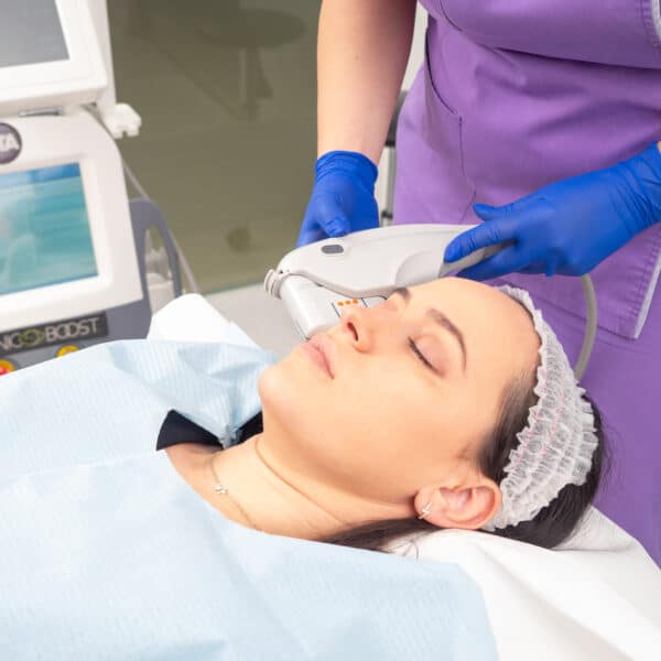 Pachet 2 ședințe, Tratament Facial Întinerire și Fermitate FaceTight, neinvaziv, Zona Submandibulară - imagine 11