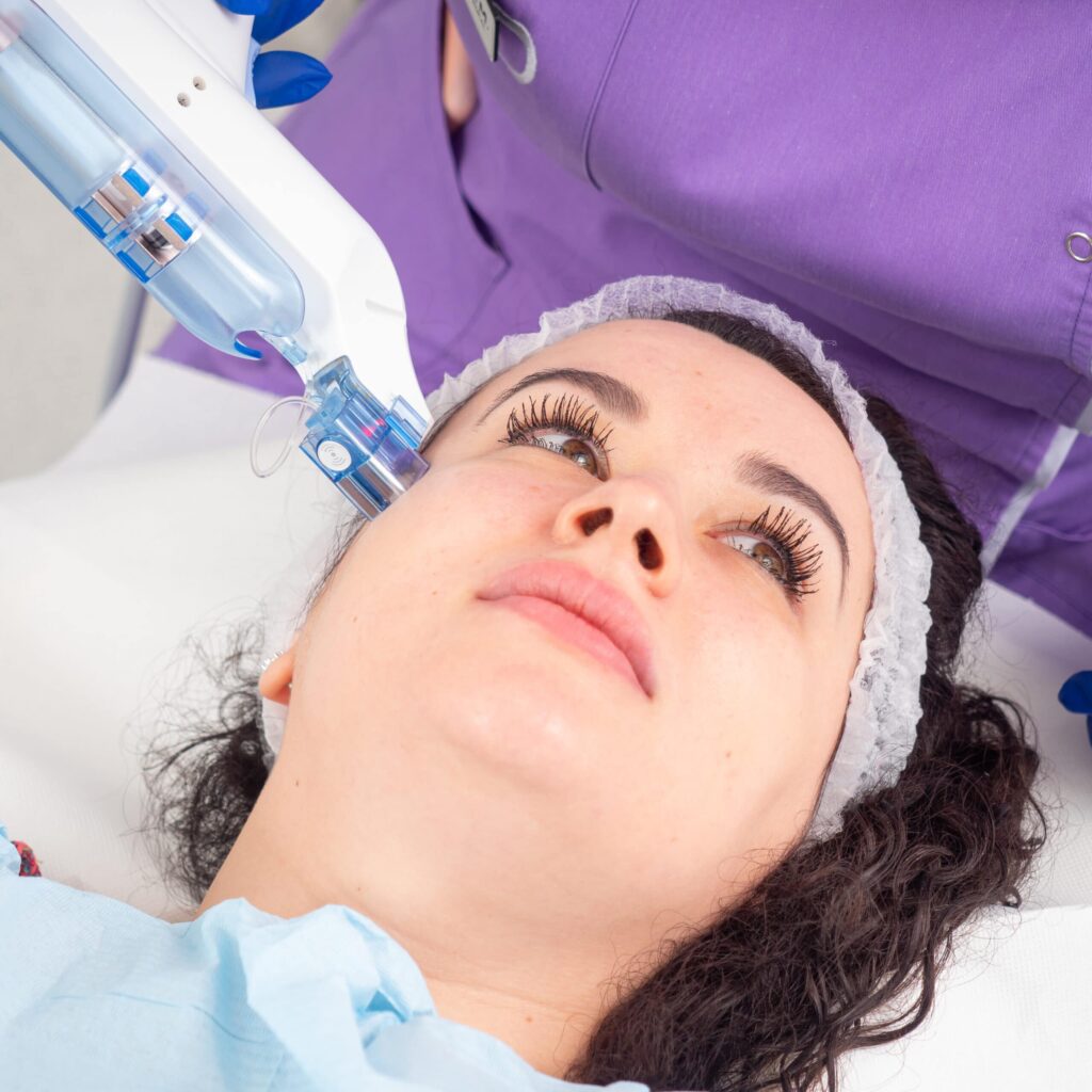 tratament facial mezoterapie SkinTera Elastic Lab
