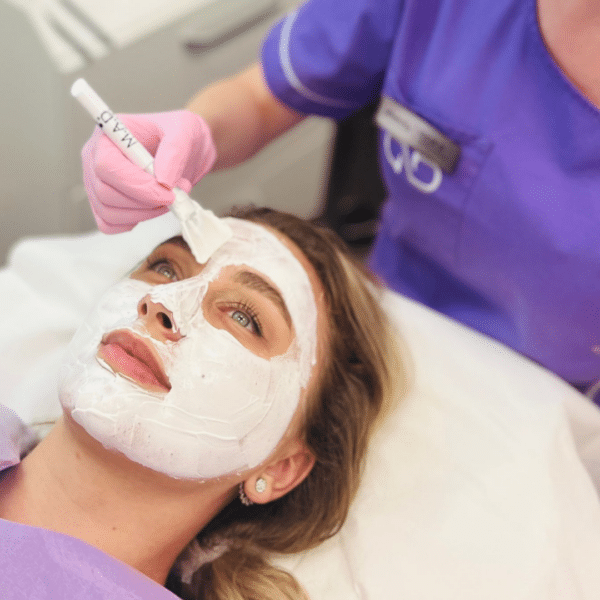 Ședință de tratament facial M.A.D. Face Mapping Peeling - 3 straturi - imagine 3